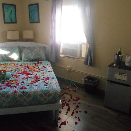 Hoosville Hostel Florida City Bagian luar foto