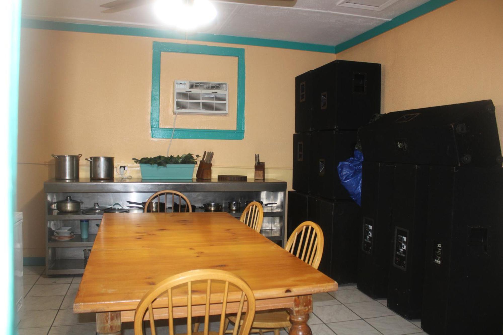 Hoosville Hostel Florida City Bagian luar foto